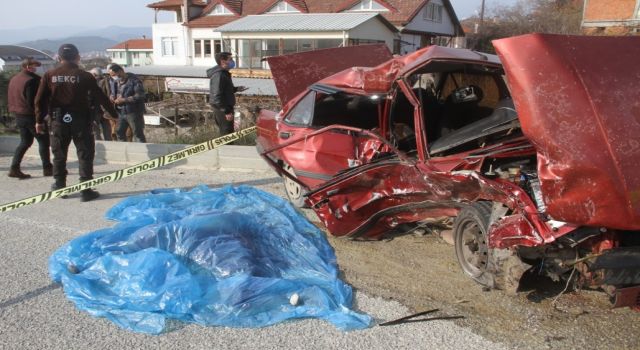 Muğla Seydikemer’de trafik kazası: 2 ölü 3 yaralı
